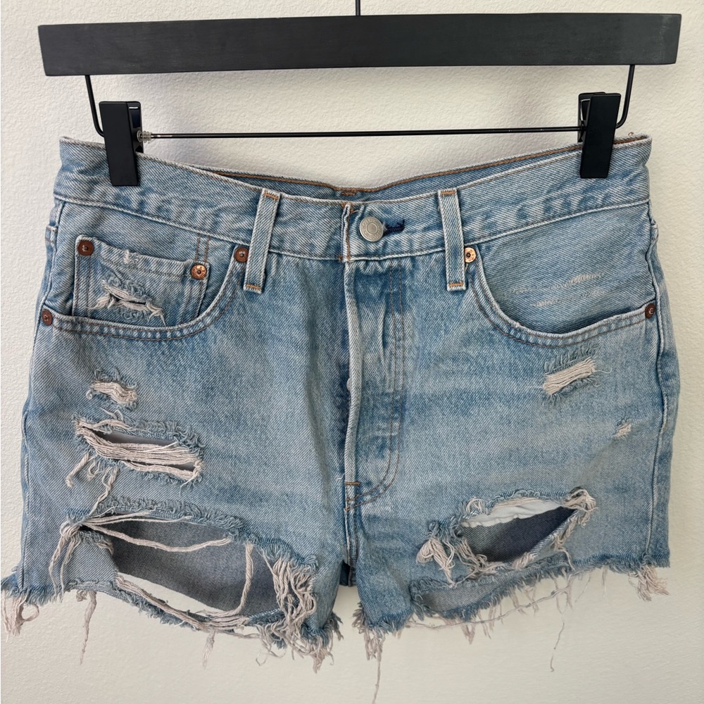 Levi’s Distressed Denim Women Shorts